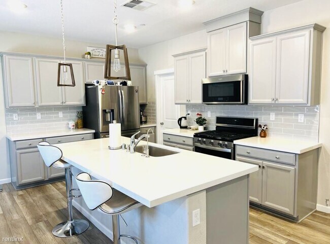 5341 Knights Valley Lane, Antioch, CA 94531 photo 4