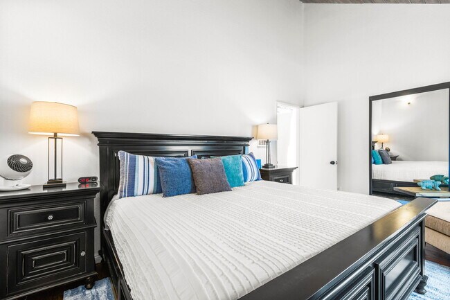 727 Seacoast Dr Imperial Beach, CA 91932 photo 5