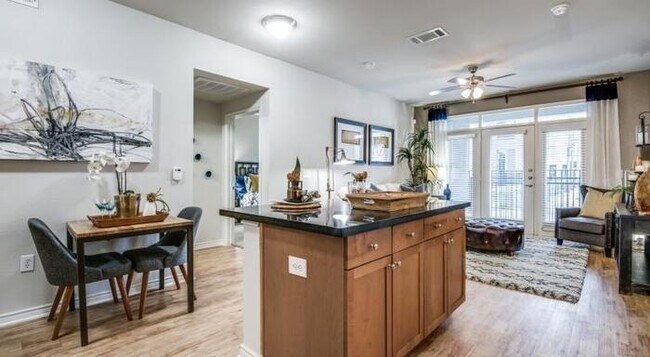 8401 Memorial Ln Plano, TX 75024 photo 5