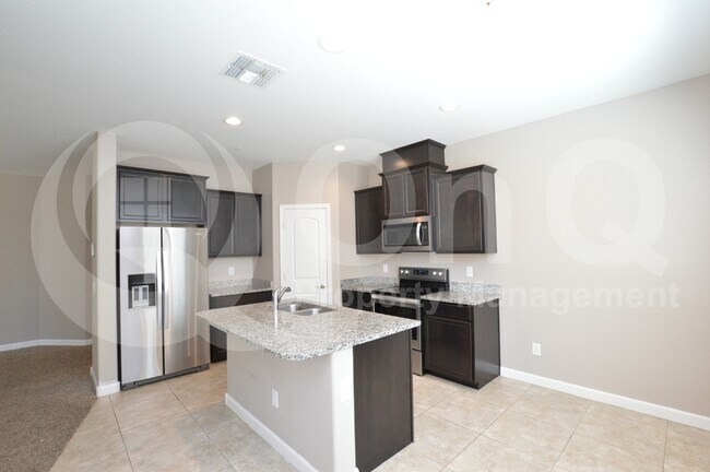 1255 N Arizona Ave Chandler, AZ 85225 photo 3