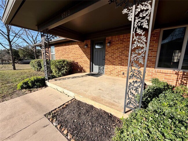 9712 Springdale Road, Austin, TX 78754 photo 4