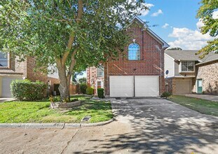 434 Moonlight Way Irving, TX 75063 photo 2