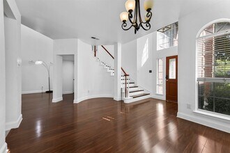 434 Moonlight Way Irving, TX 75063 photo 3
