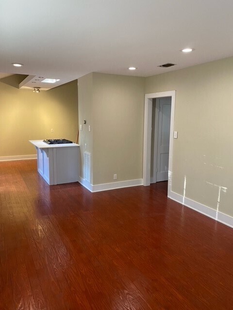 1808 W 38th St Austin, TX 78731 photo 2