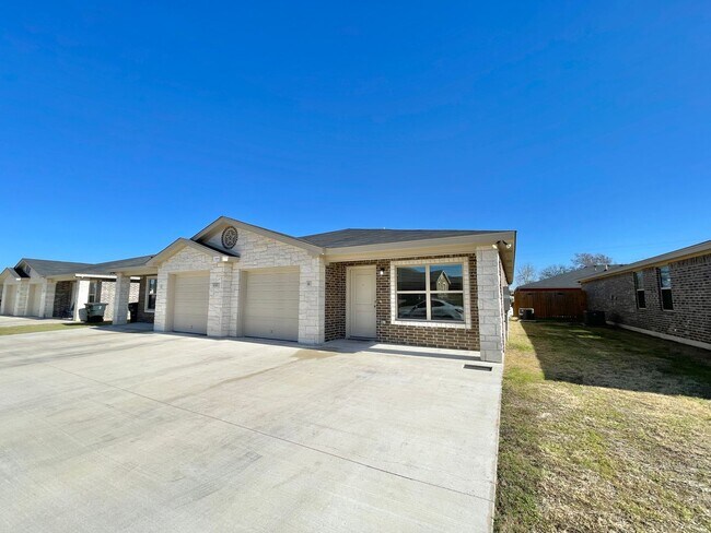 4308 Ivory Ln Killeen, TX 76549 photo 2