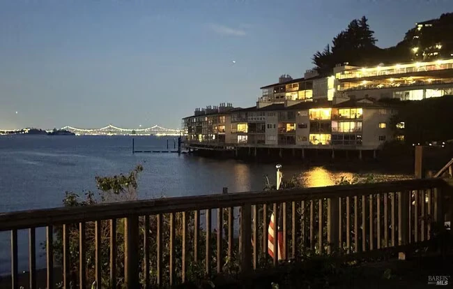 109 Bridgeway Sausalito, CA 94965 photo 2