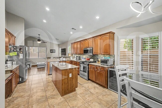 3644 S Danielson Way Chandler, AZ 85286 photo 3