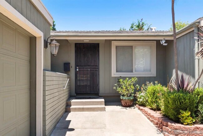 5296 Manhasset Dr San Diego, CA 92115 photo 3