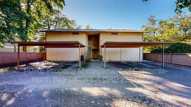 949 Camino Coronado Rohnert Park, CA 94928 photo 3