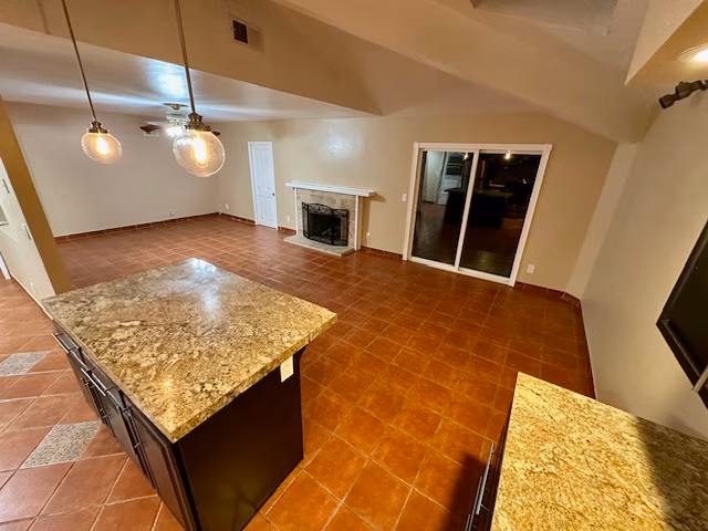 381 E Emerson St Chula Vista, CA 91911 photo 4