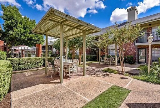 7920 Rockwood Ln Austin, TX 78757 photo 5