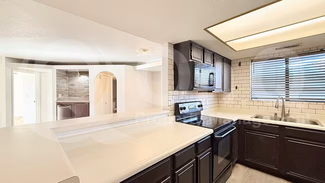 1800 W Elliot Rd Chandler, AZ 85224 photo 4
