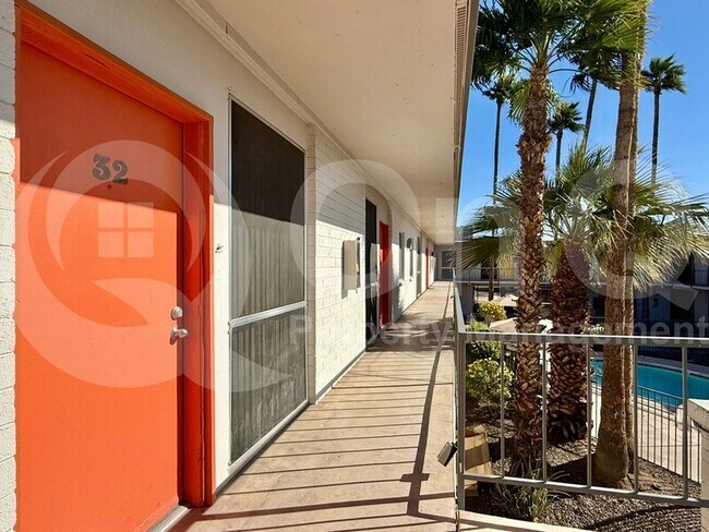 1422 N 5th St Phoenix, AZ 85004 photo 3