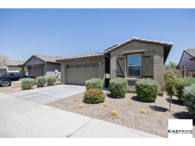 16870 W Las Palmaritas Dr Waddell, AZ 85355 photo 2