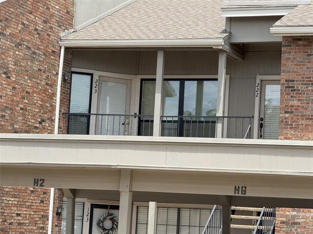 2736 Silver Creek Dr Arlington, TX 76006 photo 2