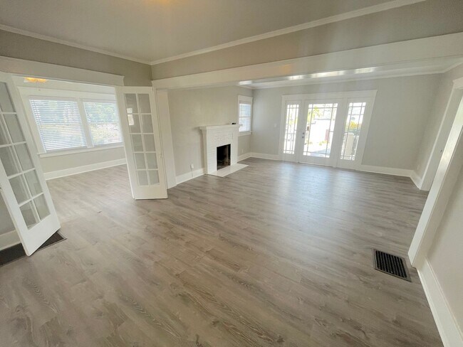 Newly Remodeled North Park Craftsman photo 4