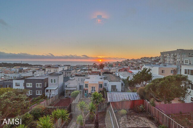 723 42nd Avenue, San Francisco, CA 94121 photo 2