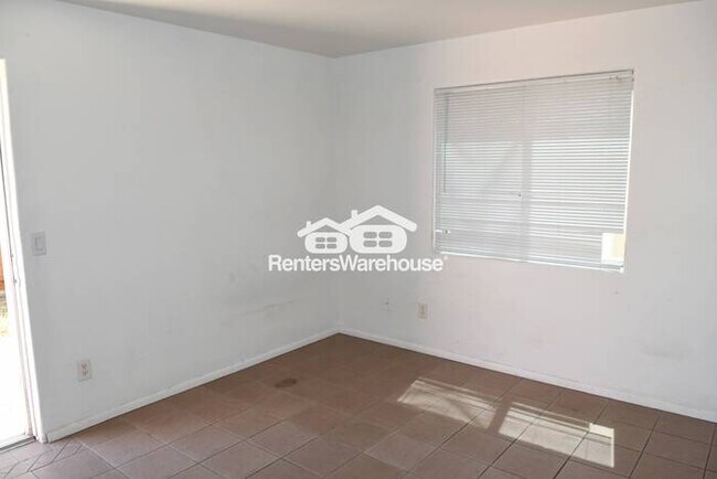 729 E Mission Ln Phoenix, AZ 85020 photo 5