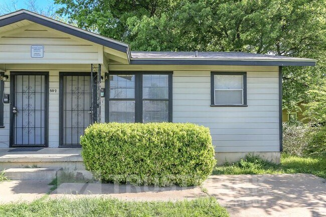 507 Adams Ave Killeen, TX 76541 photo 2