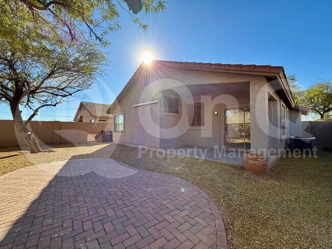 6921 S 50th Glen Phoenix, AZ 85339 photo 5
