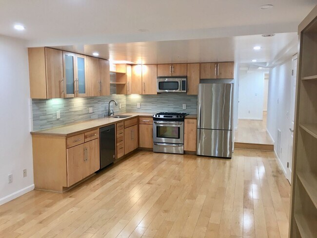 3657 Clay Street, San Francisco, CA 94118 photo 3