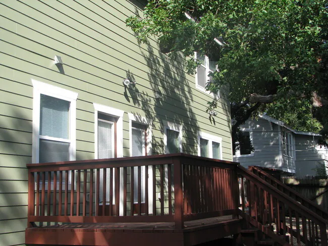 907 W 30th St Austin, TX 78705 photo 5