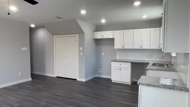 6011 Wedgefield Street, Houston, TX 77028 photo 5