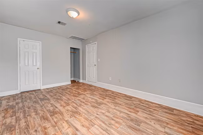 4203 Tavenor Lane, Houston, TX 77047 photo 3