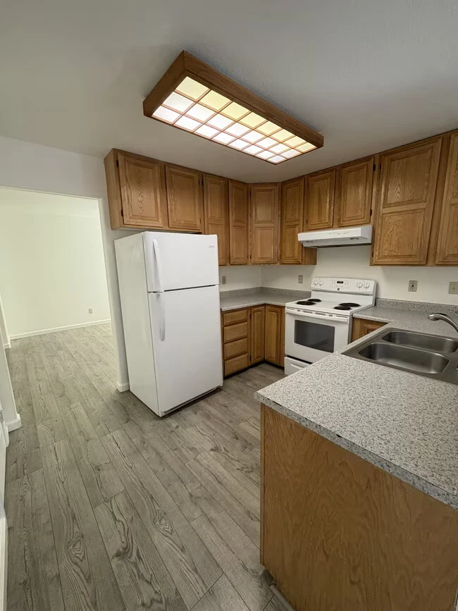 1748 Mount Olive Dr Santa Rosa, CA 95404 photo 3