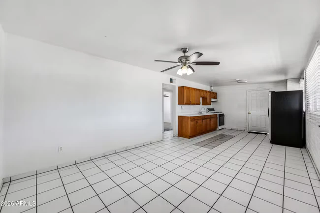 3905 W Almeria Rd Phoenix, AZ 85009 photo 3