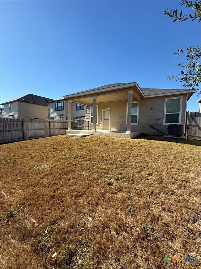 4348 Klein Meadows New Braunfels, TX 78130 photo 2