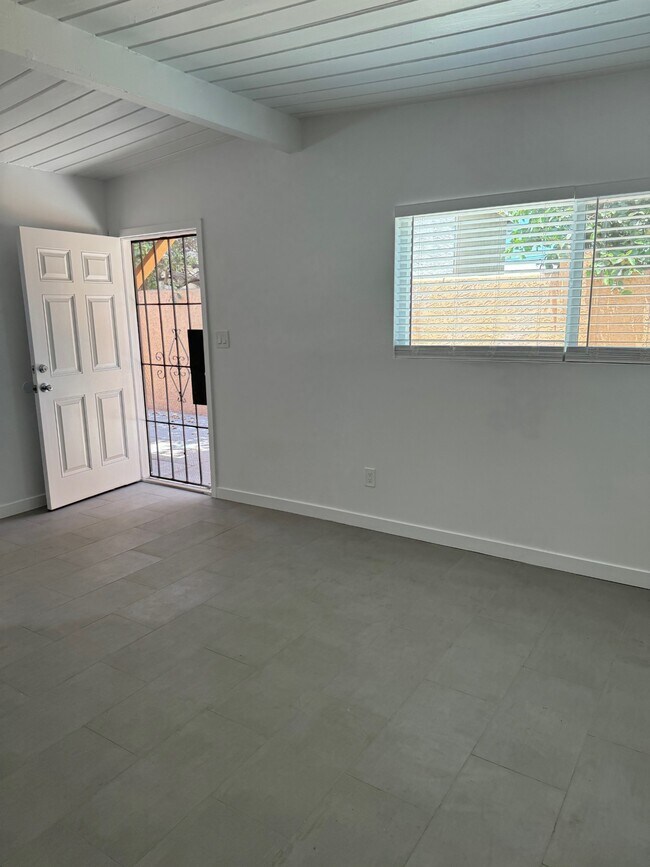 3738 Acacia Street, San Diego, CA 92113 photo 5