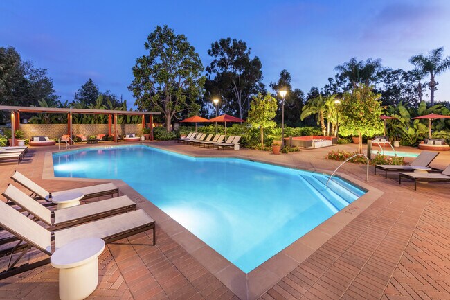 Seascape Apartment Homes photo 2
