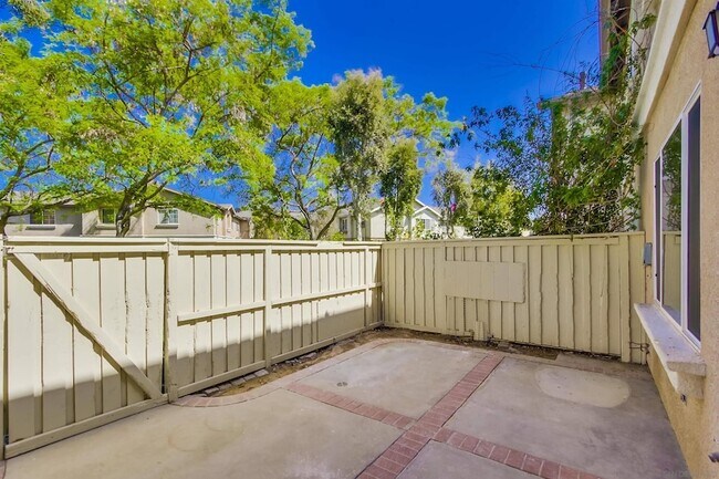 1201 Trapani Cove Chula Vista, CA 91915 photo 4