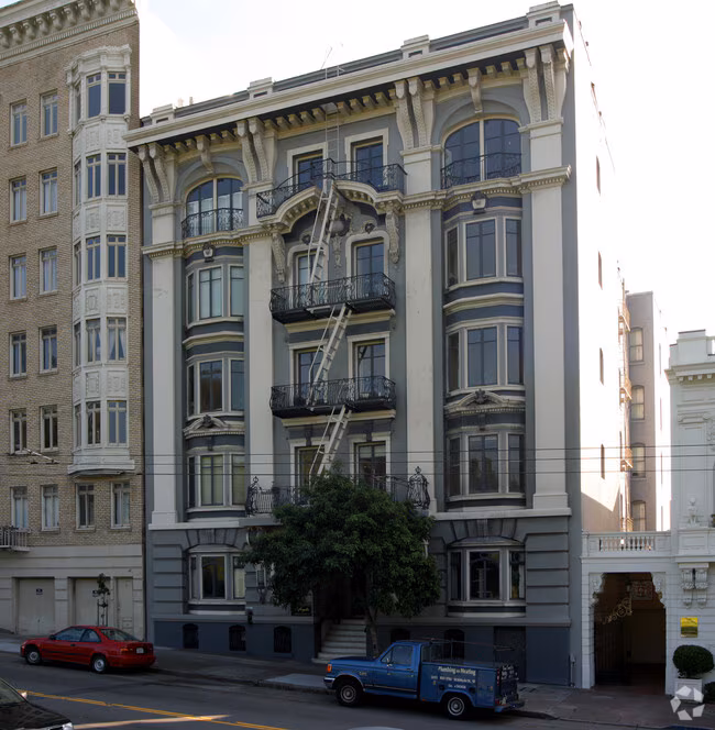 Pacific Heights photo 2
