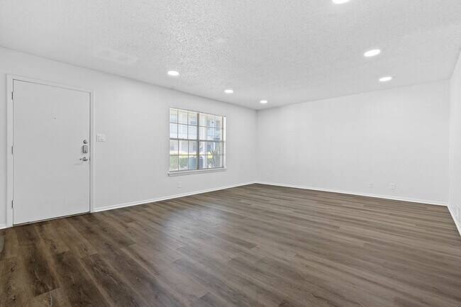 8730 N Mopac Expy Austin, TX 78759 photo 5