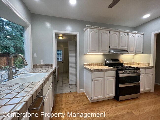 1148 Singletary Avenue, San Jose, CA 95126 photo 5