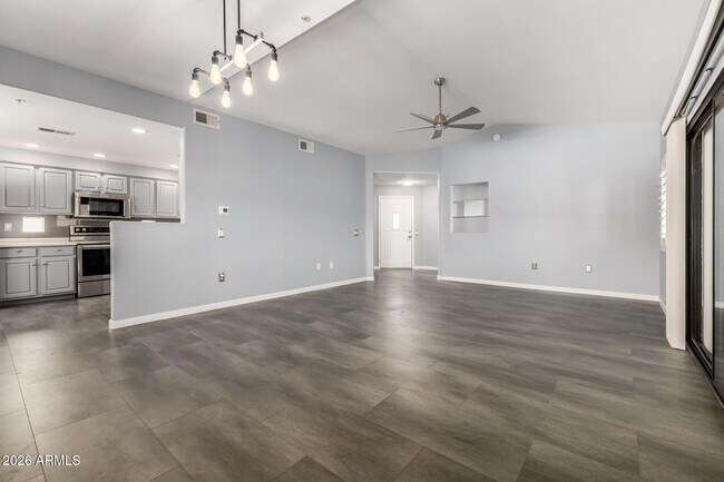 9555 E Raintree Dr Scottsdale, AZ 85260 photo 3