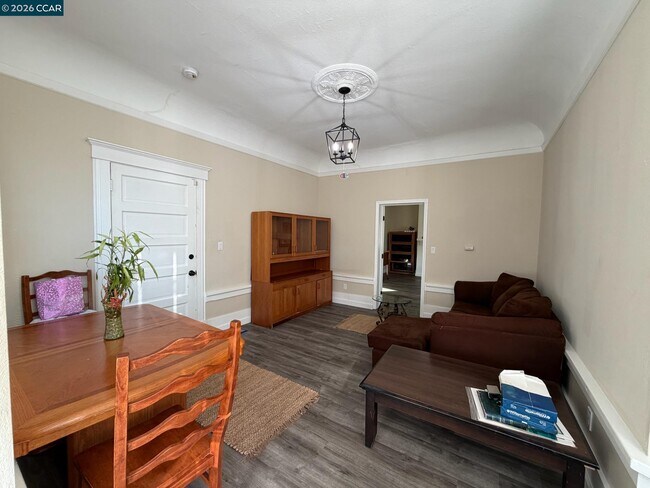 1BR/1BA Other on Carolina St · Vallejo photo 3