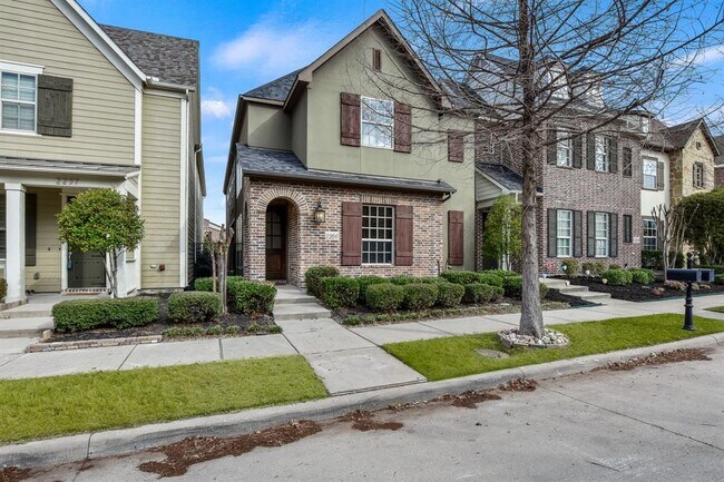 2261 Longwood Dr Carrollton, TX 75010 photo 2