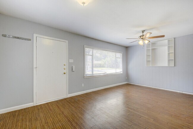 4506 Caswell Ave Austin, TX 78751 photo 4