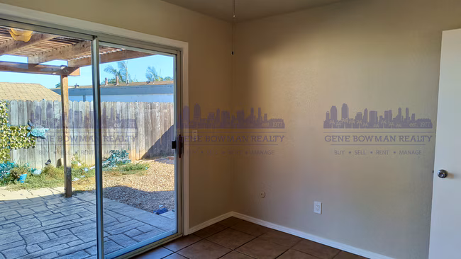 777 Cypress Ave Imperial Beach, CA 91932 photo 4