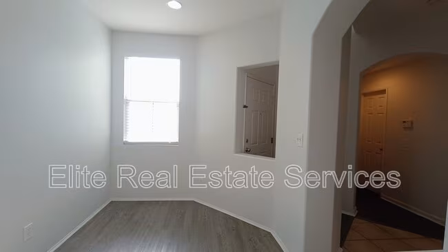 1866 Via Capri St Chula Vista, CA 91913 photo 5