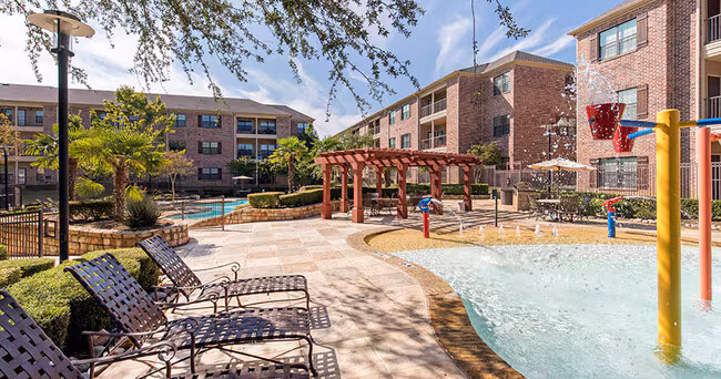 Estates At Vista Ridge Apartments photo 4