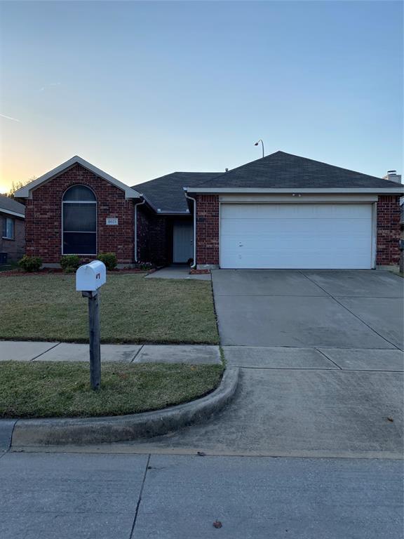 8025 Adcock Court, Fort Worth, TX 76137 photo 2