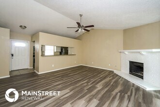 7305 Shadow Bend Dr photo 3