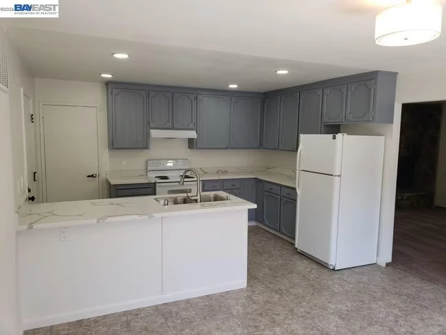 342 Washington Blvd Fremont, CA 94539 photo 3