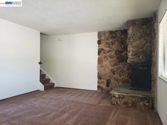 342 Washington Blvd Fremont, CA 94539 photo 2