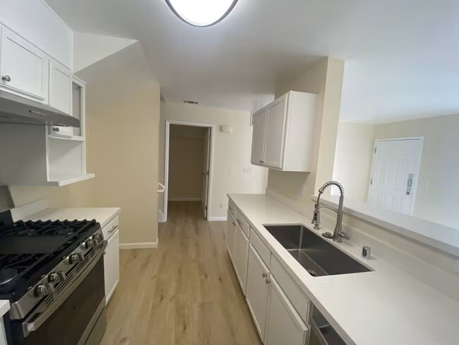 3 Bed 2 Bath Condo For Rent photo 3