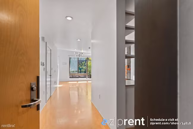 1221 Pine Street, Oakland, CA 94607 photo 5